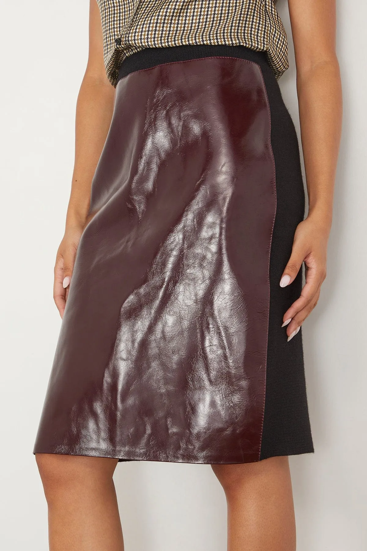 Halti Skirt in Wine